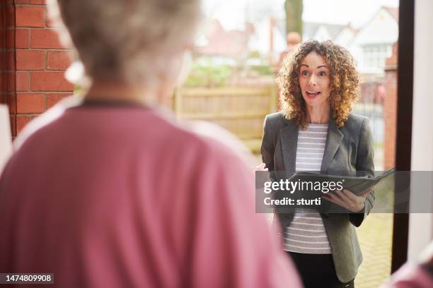 social worker visit - daily routine stock pictures, royalty-free photos & images