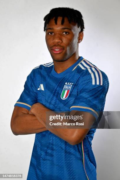 Iyenoma Destinity Udogie of Italy U21 poses during the Italy U21 portrait session on March 20, 2023 in Rome, Italy.