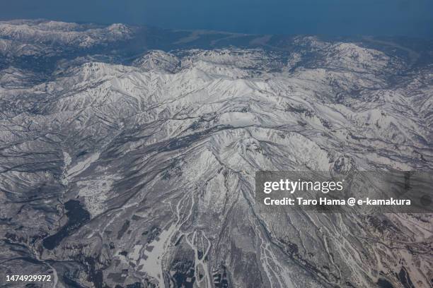 snowcapped mt. myoko in niigata of japan aerial view from airplane - stratovolcano 個照片及圖片檔