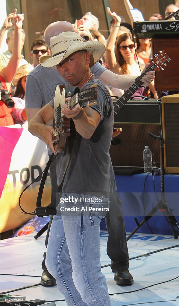 Kenny Chesney performs on NBC's "Today" at Rockefeller Plaza on June(04)