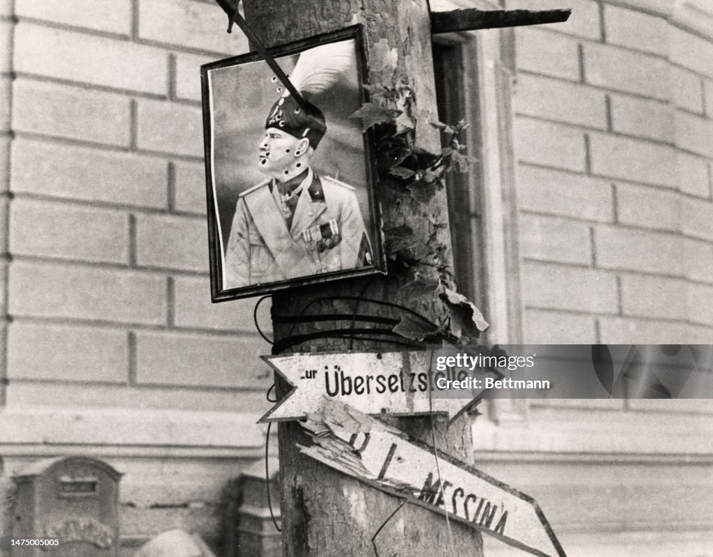 Deposed A portrait of deposed dictator Benito Mussolini, which has been used ...