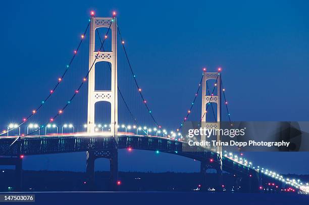 mackinac bridge morning blues - mackinac bridge imagens e fotografias de stock