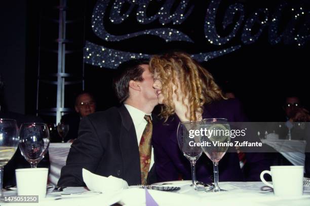 Tom Cruise & Nicole Kidman kiss during 1992 ShoWest in Las Vegas, Nevada, United States, 9th September 1992.
