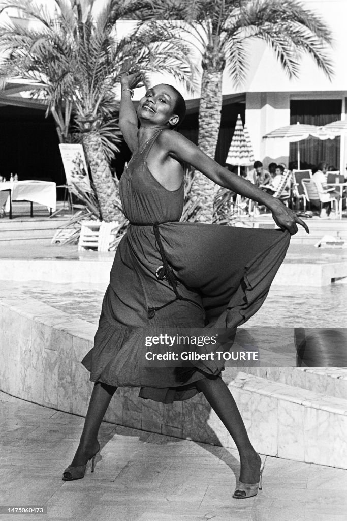 Vivian Reed L'actrice et danseuse américaine Vivian Reed à Cannes en aout 1981 News ...