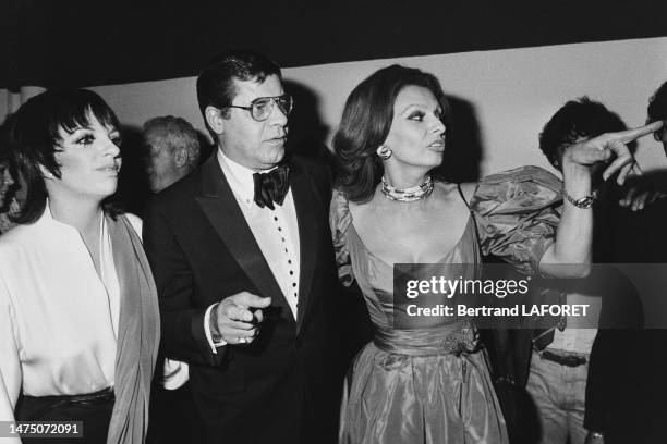 Liza Minnelli, Jerry Lewis et Sophia Loren au Festival du Cinéma de Cannes, le 7 mai 1983.
