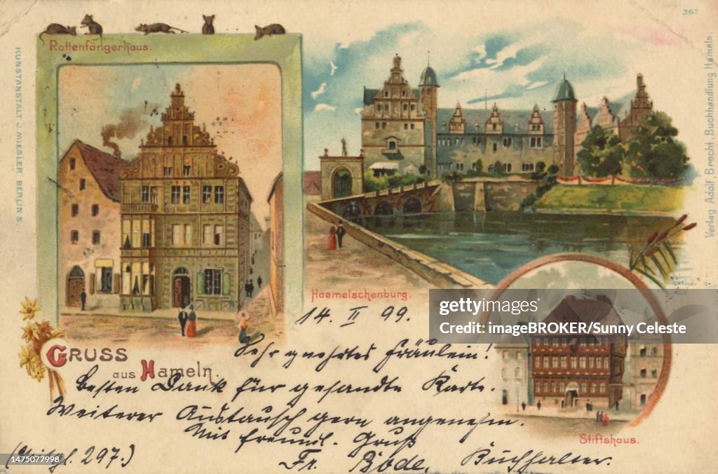 The Pied Pipers House in Hamelin, Lower Saxony, Germany, postcard with text, view around ca 1910, historical, digital reproduction of a historical postcard, public domain, from that time, exact date unknown