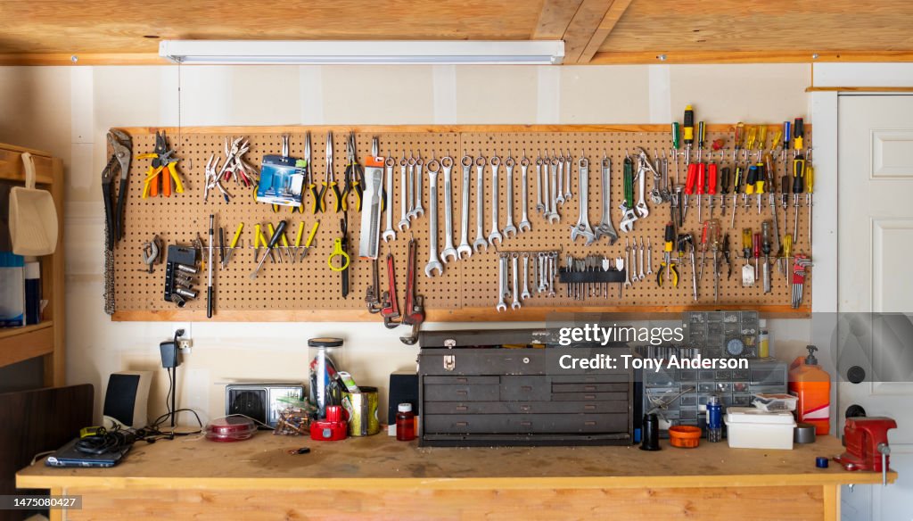 Work bench with tools
