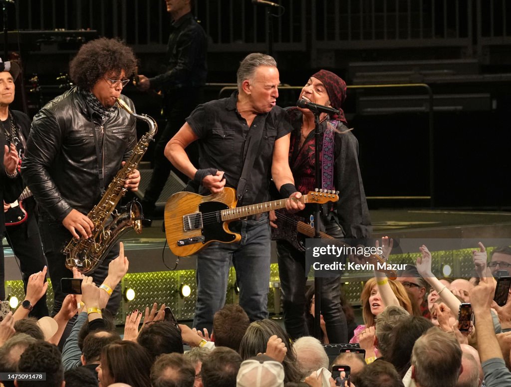 Jake Clemons, Bruce Springsteen and Steven Van Zandt perform at TD ...