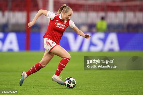 Stina Blackstenius of Arsenal runs with the ball during the UEFA Women's Champions League quarter-final 1st leg match between FC Bayern München and...