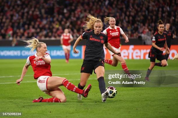 Stina Blackstenius of Arsenal shoots and misses, whilst Glodis Viggosdottir of FC Bayern München attempts to block the ball during the UEFA Women's...