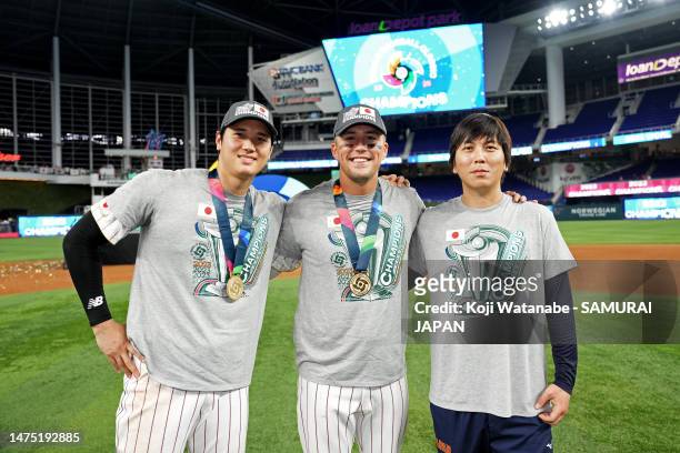 Shohei Ohtani, Lars Nootbaar and translator during the World Baseball Classic Championship at loanDepot park on March 21, 2023 in Miami, Florida.