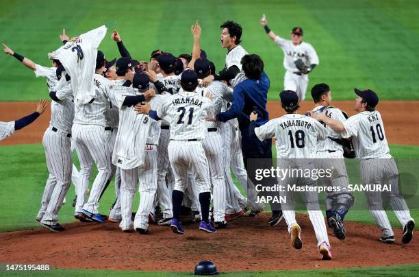 Team Japan celebrates after defeating Team USA 3-2 in the World Baseball Classic Championship at loanDepot park on March 21, 2023 in Miami, Florida.