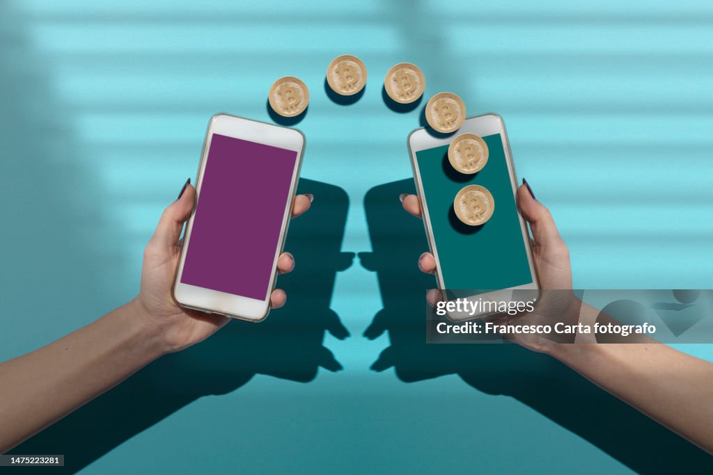 Exchanging Bitcoin via smart phones