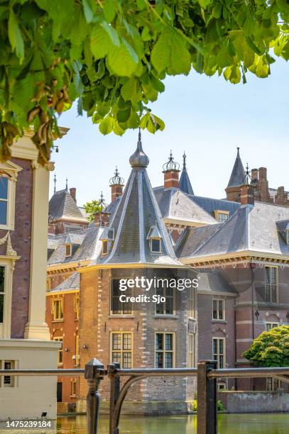 torentje prime minister of the netherlands office exterior in the hague at the hofvijver - binnenhof stock pictures, royalty-free photos & images