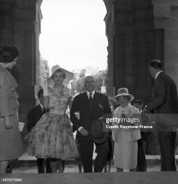 Le mariage de Jacqueline Huet et André Fieschi à Neuilly-sur-Seine, le 5 juillet 1960.