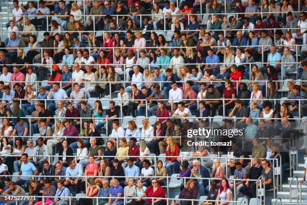 Spectator In Crowd Largest Concert Crowd Photos and Premium High Res Pictures - Getty Images
