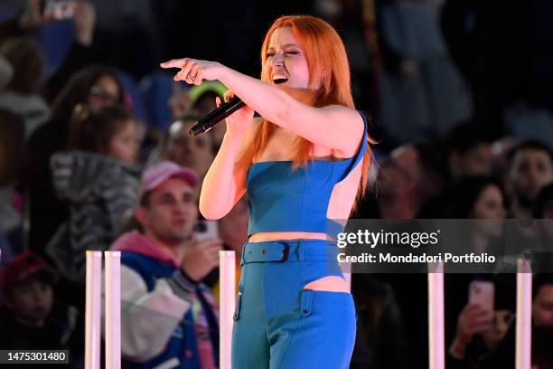 Italian singer Noemi performs during the Women Uefa Champions League quarter finals football match between AS Roma and FCB Barcelona at stadio...