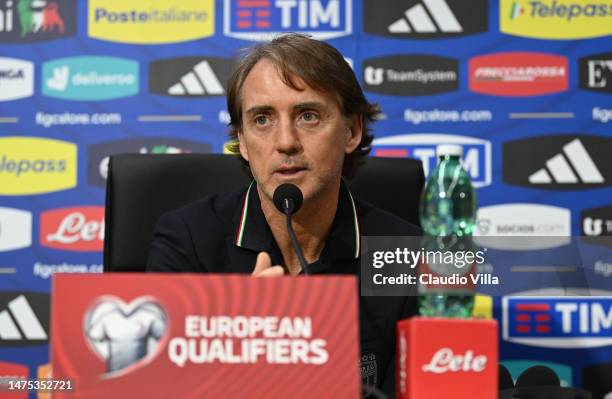 Head coach of Italy Roberto Mancini speaks with the media during press conference at Naples on March 22, 2023 in Naples, Italy.