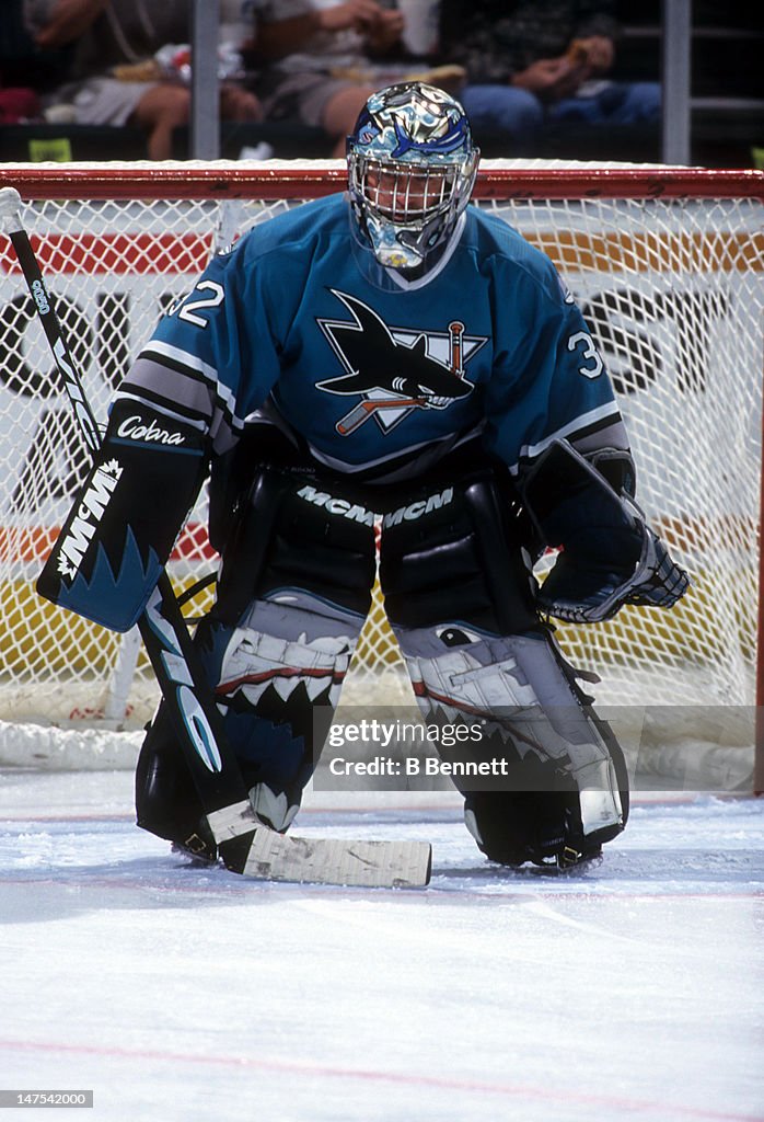 1998 Western Conference Quarter Finals - Game 1:  San Jose Sharks v Dallas Stars