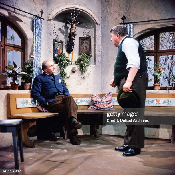 Hugo Lindinger 34 Hugo Lindinger Stock Photos, High-Res Pictures, and Images - Getty ...
