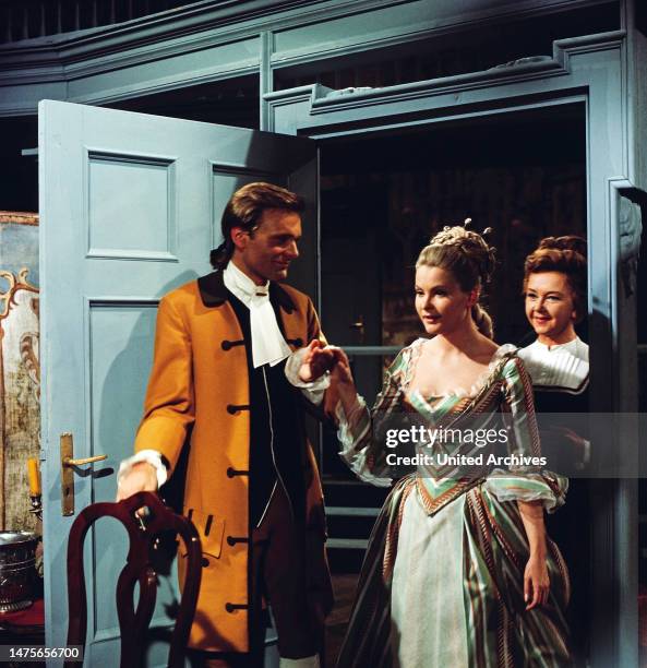 Hugo Lindinger 35 Hugo Lindinger Stock Photos, High-Res Pictures, and Images - Getty ...