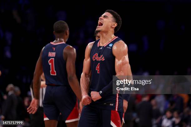 Bryan Greenlee of the Florida Atlantic Owls celebrates after defeating the Tennessee Volunteers in the Sweet 16 round game of the NCAA Men's...