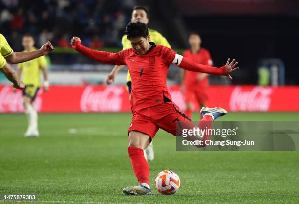 Son Heong-min of South Korea in action during the international friendly match between South Korea and Colombia at Ulsan Munsu Football Stadium on...