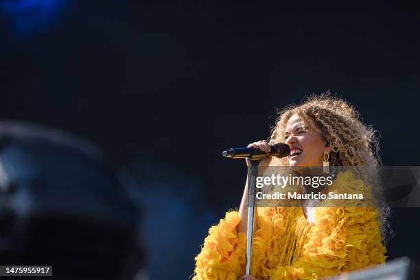 Vitoria Falcao of Anavitoria performs live on stage during day one of Lollapalooza Brazil at Autodromo de Interlagos on March 24, 2023 in Sao Paulo,...