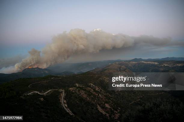 General view of a smoke column caused by a forest fire originating in Villanueva de Viver, from the Pico de Santa Barbara, on 24 March, 2023 in...