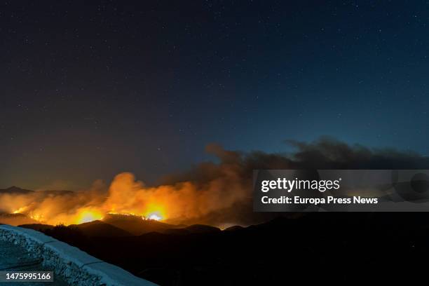 Fire of the forest fire originating in Villanueva de Viver seen from the peak of Santa Barbara, on 24 March, 2023 in Fuente de la Reina, Castellon de...