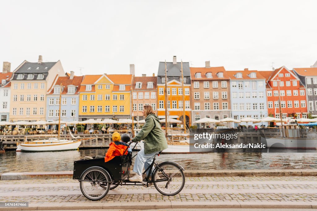 Cargo bike ride with mom