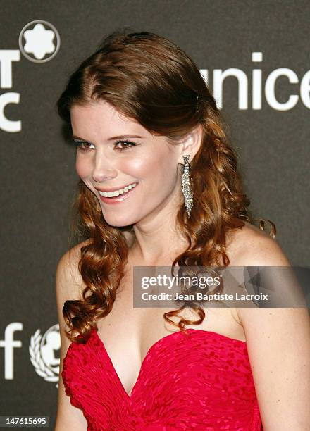Kate Mara arrives at Montblanc "Signature for Good" Charity Gala at Paramount Studios on February 20, 2009 in Los Angeles, California.