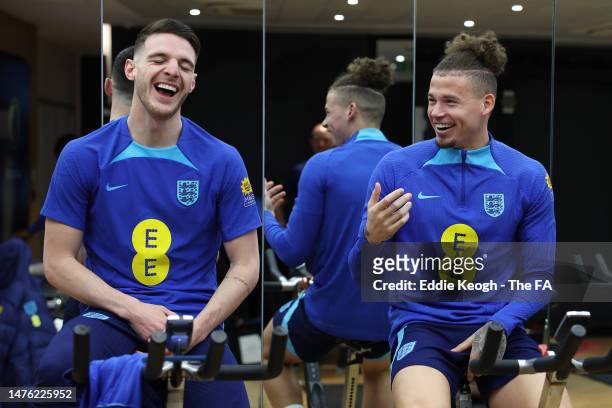 Declan Rice and Kalvin Phillips of England interact during England Training Session & Press Conference at Tottenham Hotspur Training Centre on March...