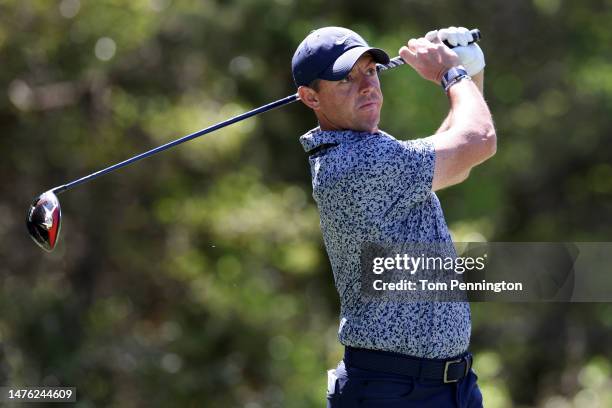 Rory McIlroy of Northern Ireland plays his shot from the 18th tee during day four of the World Golf Championships-Dell Technologies Match Play at...