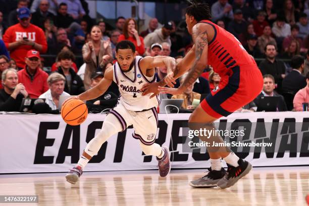 Markquis Nowell of the Kansas State Wildcats in action during the first half of the game against the Florida Atlantic Owls during the Elite Eight...