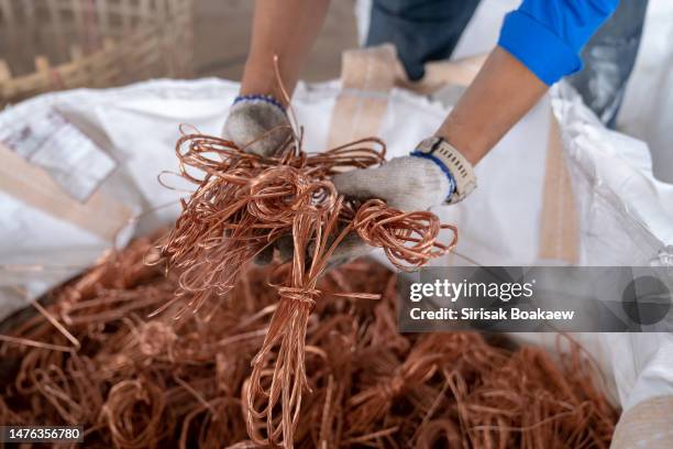 copper scrap meta - ferro foto e immagini stock