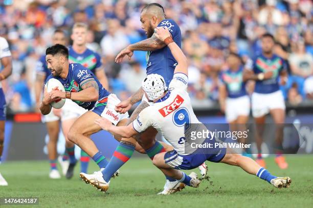 Shaun Johnson of the Warriors scores a try during the round four NRL match between New Zealand Warriors and Canterbury Bulldogs at Mt Smart Stadium...