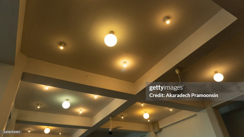 Ceiling lamp