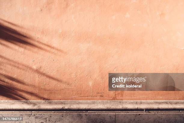 wall pattern, terracotta color textured background - 古典様式　壁 ストックフォトと画像