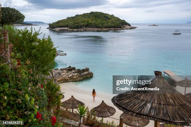 ksamil, albanian riviera - albanië stockfoto's en -beelden