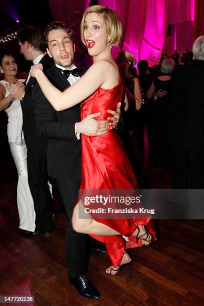 Julia Stinshoff and Leander Licht attend the German Opera Ball 2012 at the Alte Oper on February 25, 2012 in Frankfurt, Germany.