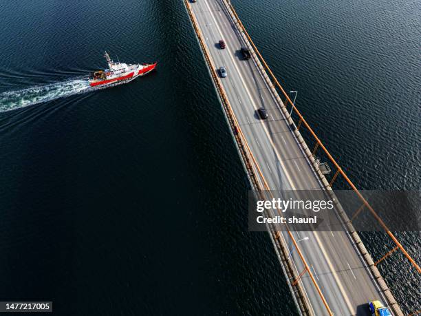 coast guard patrol vessel - coast guard stock pictures, royalty-free photos & images