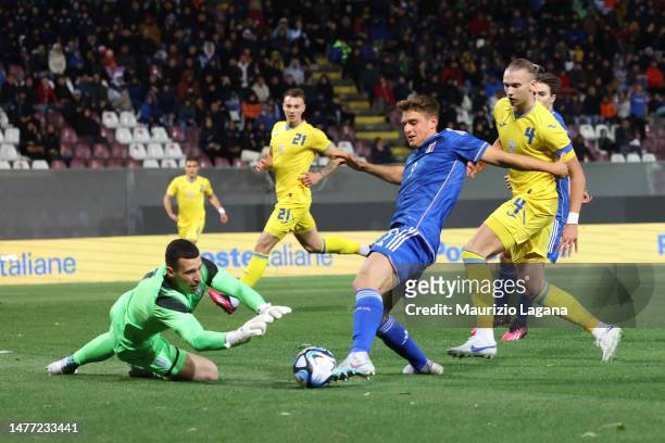 Lorenzo Colombo of Italy in action during the International Friendly match between Italy U21 and Ukraine U21 at Stadio Oreste Granillo on March 27,...