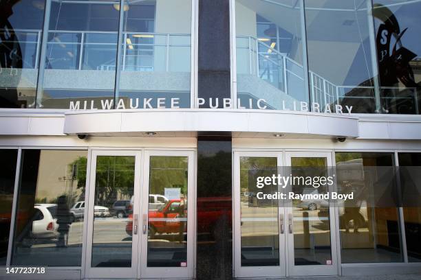 Wisconsin Public Library 57 Milwaukee Central Library Stock Photos, High-Res Pictures, and ...
