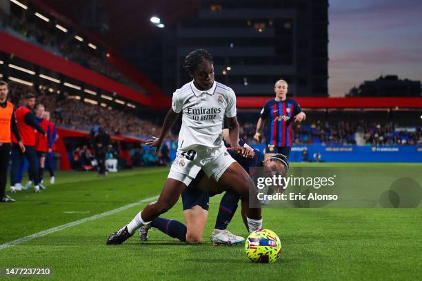 Linda Caicedo of Real Madrid challenges for the ball against Aitana Bonmati of FC Barcelona during the Finetwork Liga F match between FC Barcelona...