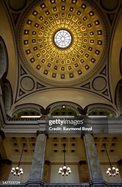 Wisconsin Public Library Milwaukee Central Library Photos and Premium High Res Pictures - Getty ...