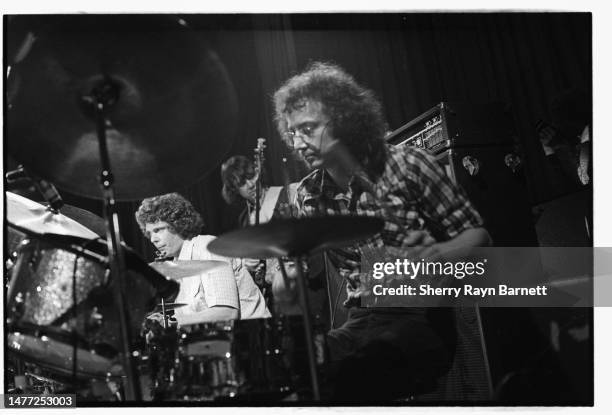 Drummer Jim Gordon performs during the Surfers' Stomp at the Hollywood Palladium on August 8, 1973 in Los Angeles, California.