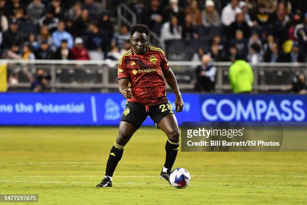 Yeimar Gomez Andrade of Seattle Sounders FC with the ball during a game between Seattle Sounders FC and Sporting Kansas City at Children's Mercy Park...
