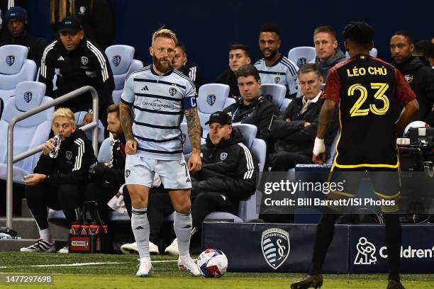 Johnny Russell of Sporting Kansas City with the ball during a game between Seattle Sounders FC and Sporting Kansas City at Children's Mercy Park on...