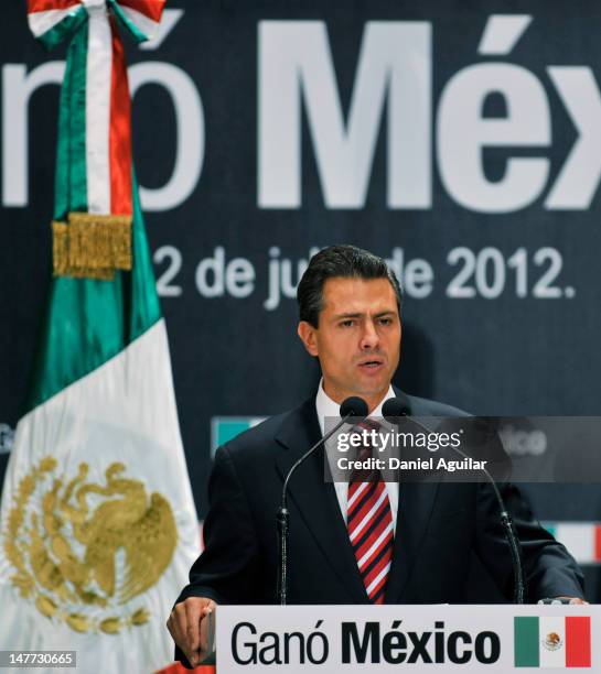 Presidential candidate Enrique Pena Nieto of the Institutional Revolutionary Party speaks during a press conference on July 2, 2012 in Mexico City,...